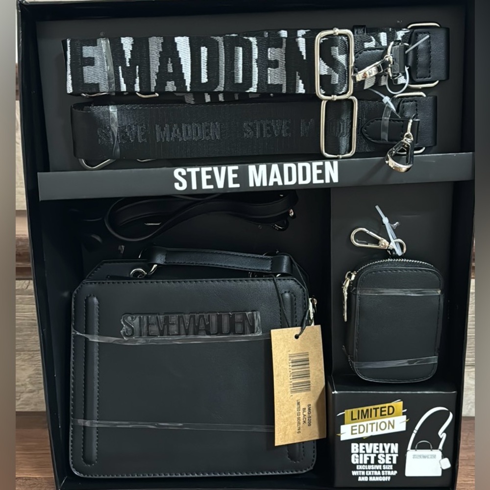 ✅ Super Cute 🥰 Steve Madden LIMITED EDITION Bevelyn Gift Set - Black